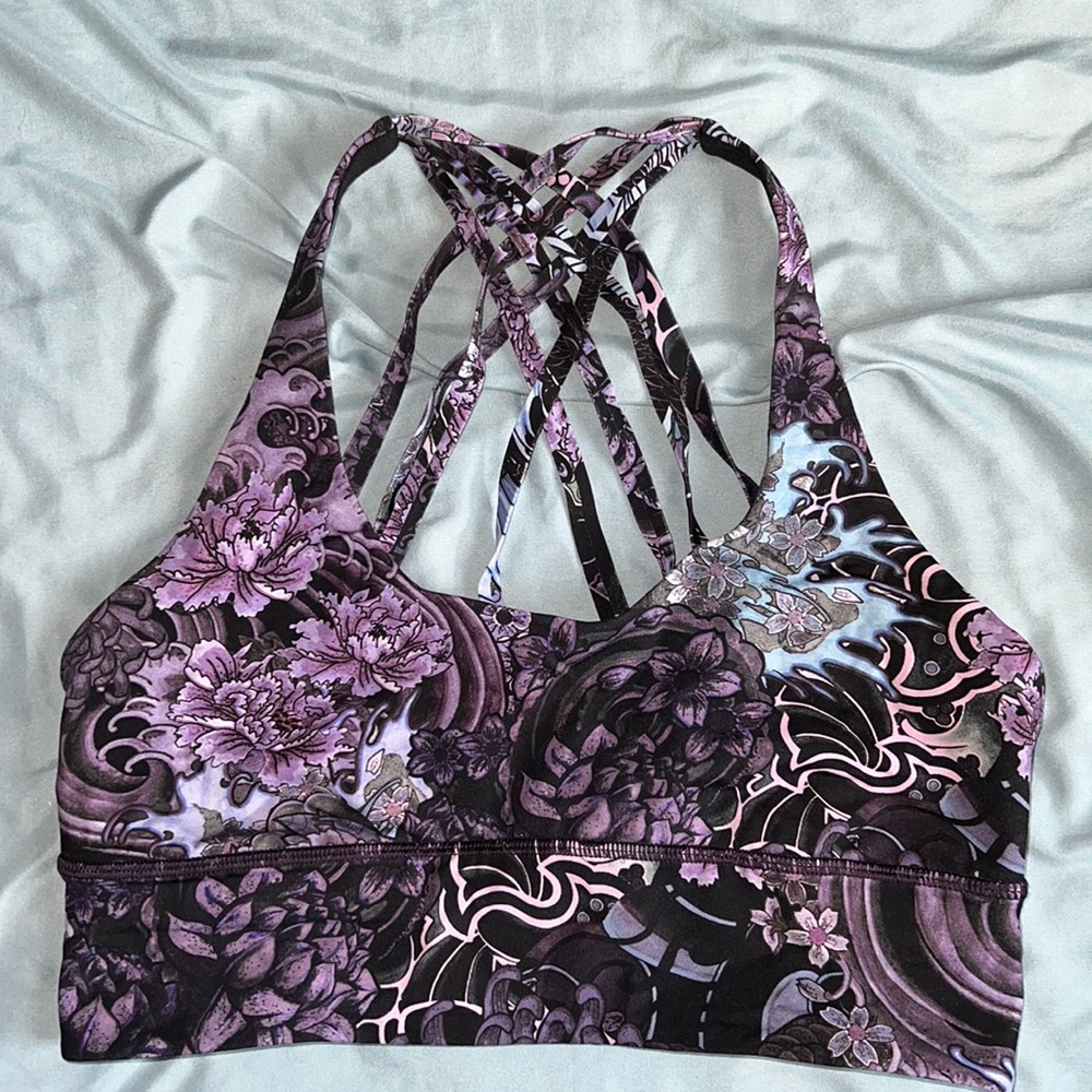 Lululemon Athletica Sports bra size 8